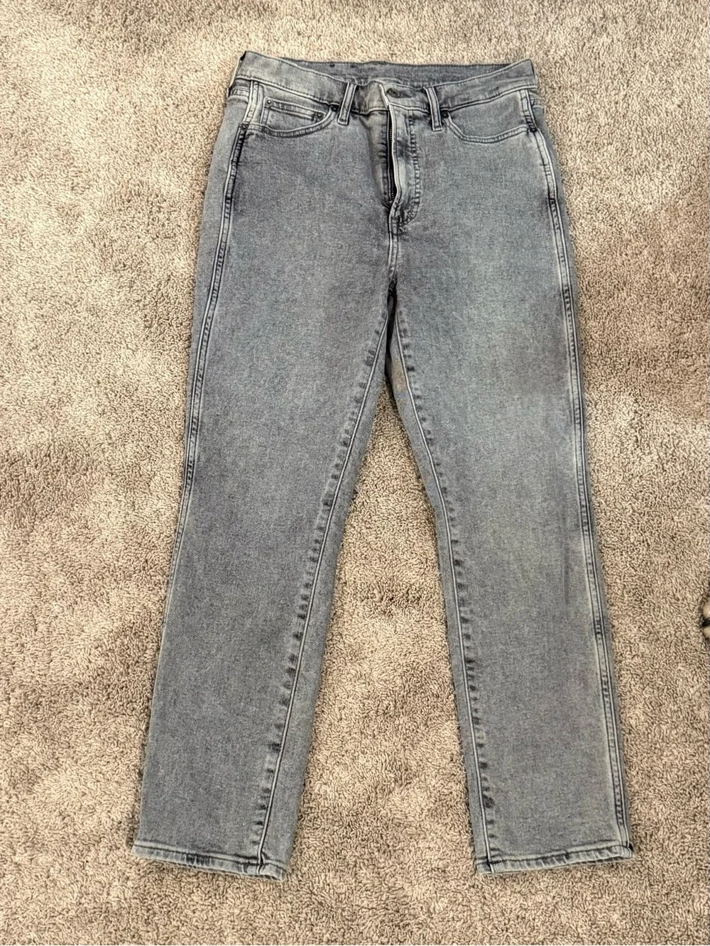 Gap Vintage Slim High-Rise Gray Wash Jeans— size 30/10R